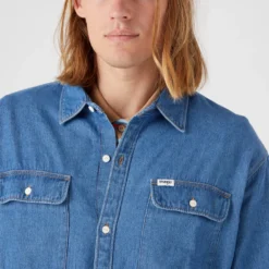 Wrangler Relaxed Fit Denim Shirt -The Hut 14196625 1935025201785928