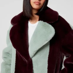 Jakke Katie Striped Faux Fur Coat -The Hut 14609065 1775049558973260