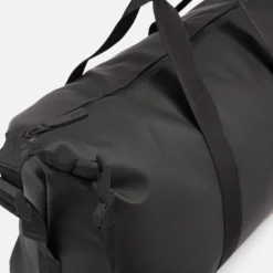 Rains Hilo Matte Shell Weekend Bag 11 Rains Hilo Matte Shell Weekend Bag -The Hut 14811394 1655071672773207