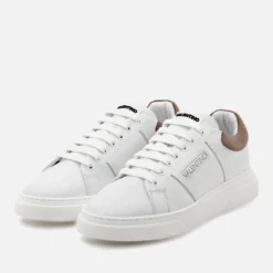 The Hut -The Hut 15383608 1275212347117330