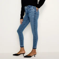 Good American Good Waist Cropped Denim Jeans 9 Good American Good Waist Cropped Denim Jeans -The Hut 15407480 1765192435466495